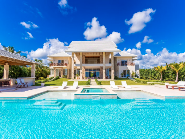 Luxurious Punta Cana Villa with Private Pool & Beach Access